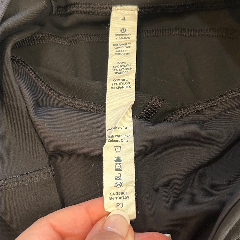 Lululemon boot cut black leggings.  Size 4. - Picture 3 of 6